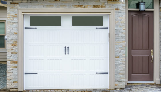 Das Garagentor: Schutz und attraktiver Blickfang für Ihre Garage